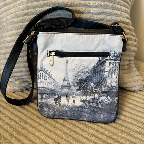 BNWOT | Parisian Leather Crossbody Bag - Picture 2 of 9